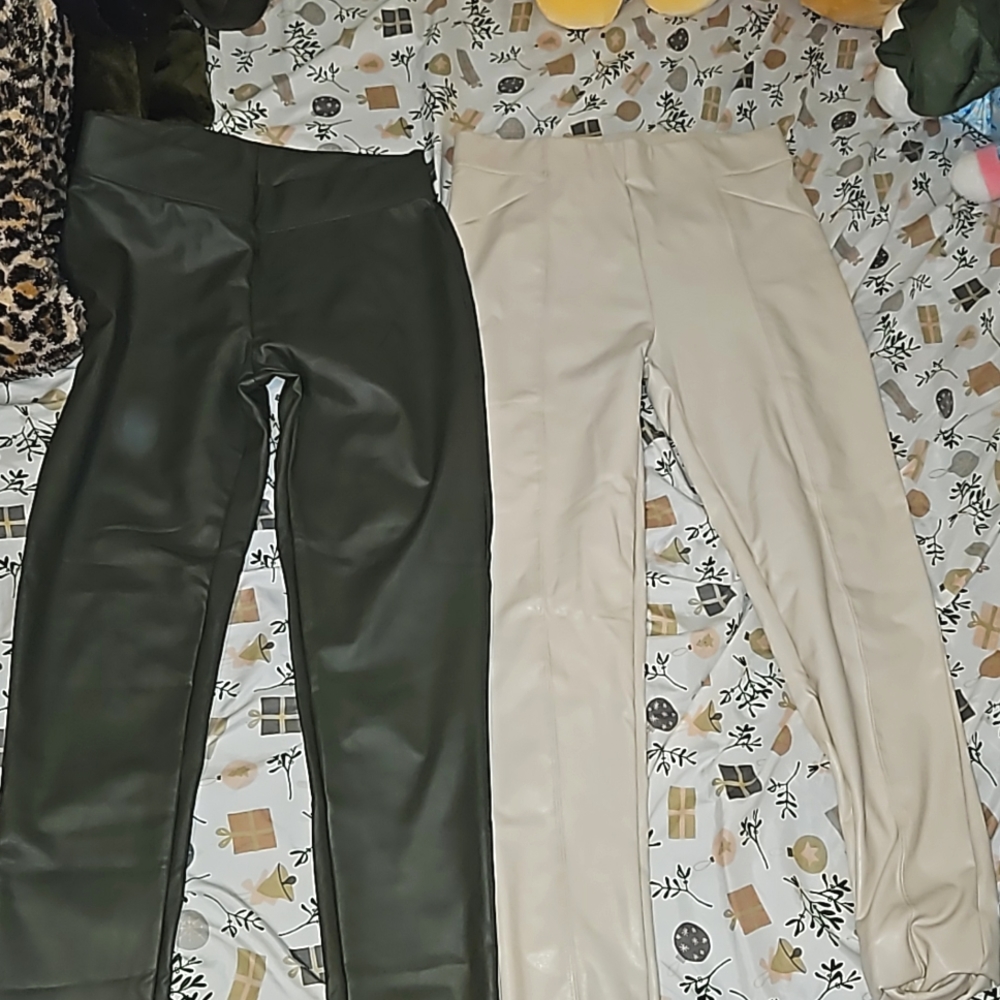 LEATHER LEGGINGS